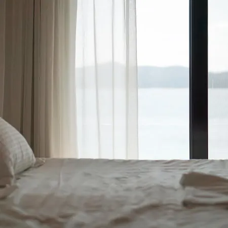 Sunday Boutique Nea Styra