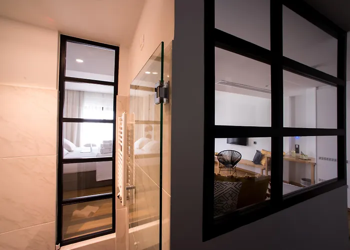 Sunday Boutique Hotell 4*