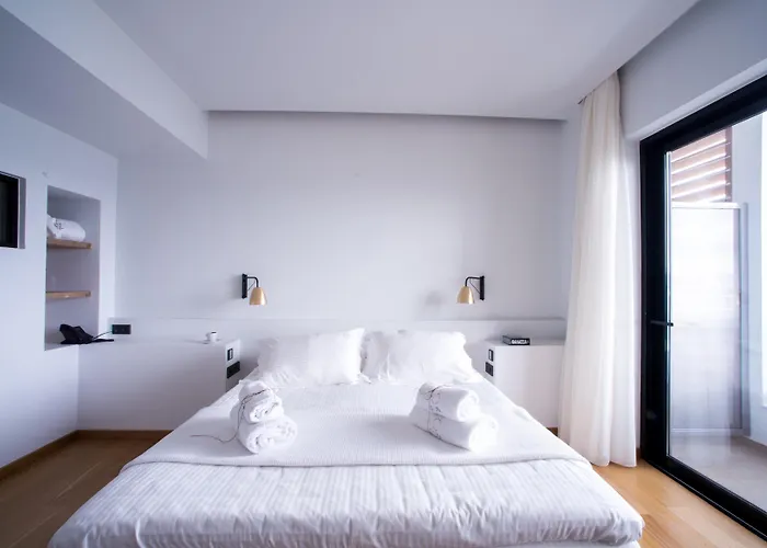 Sunday Boutique Hotell