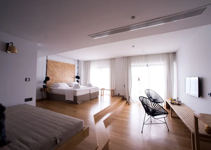 Hotell Sunday Boutique 4*