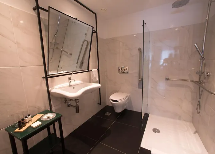 Sunday Boutique Nea Styra